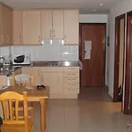Ar Dosjoimi Готель Льорет-де-Мар