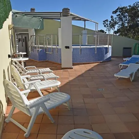 Apartment Ar Dosjoimi *